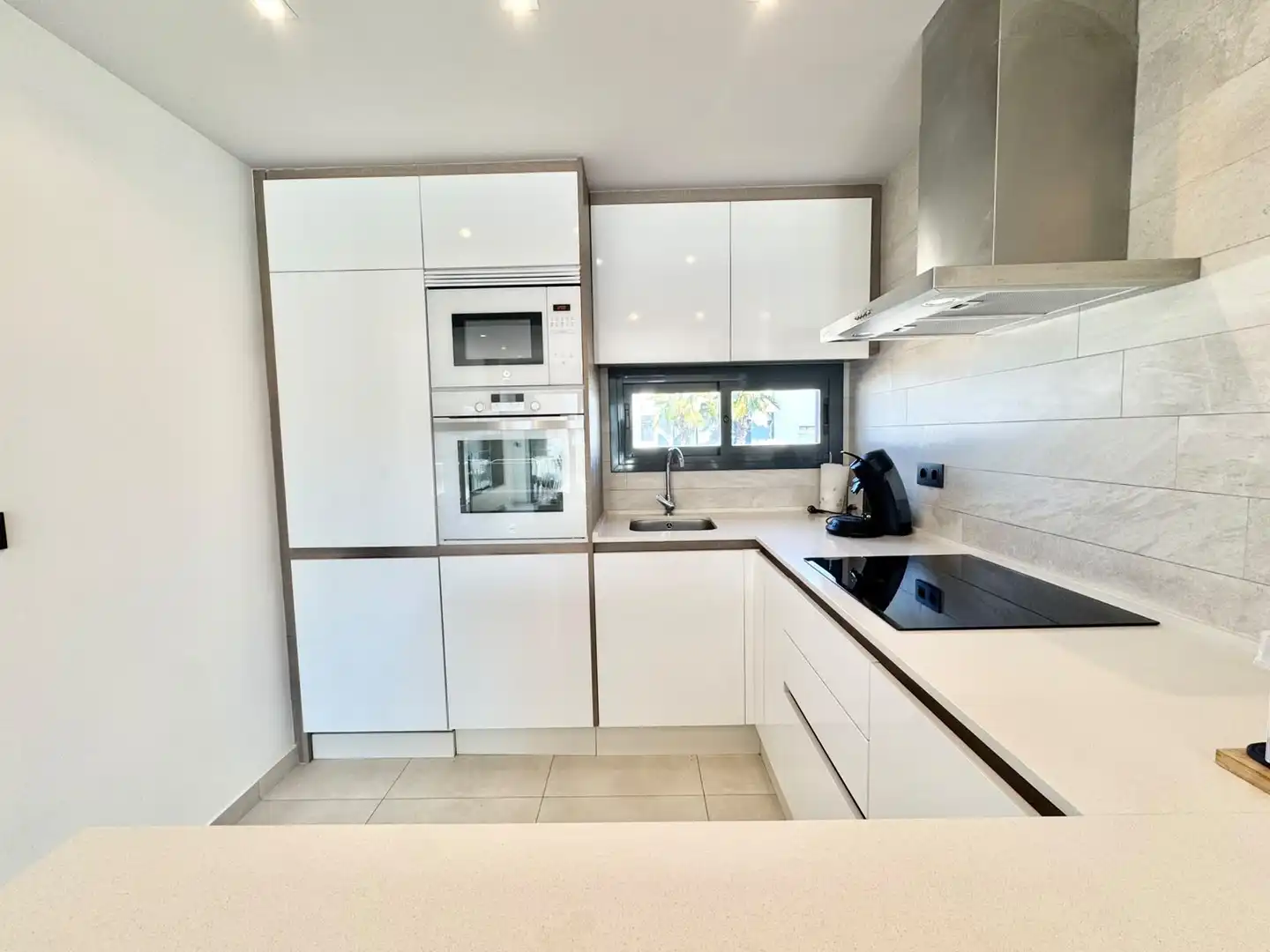 Penthouse with pool to rent in El Raso, imagen 11