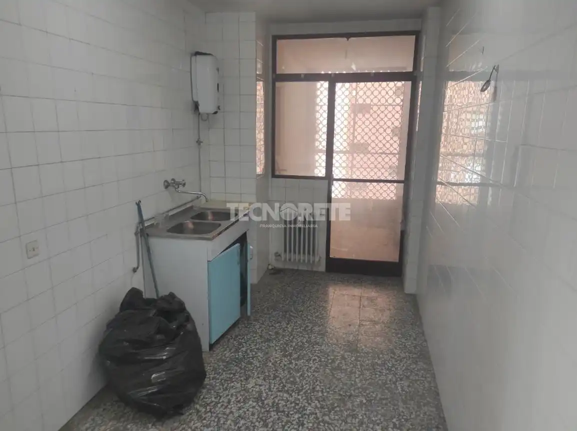 Bedroom of Flat for sale in Guadalajara  with Heating