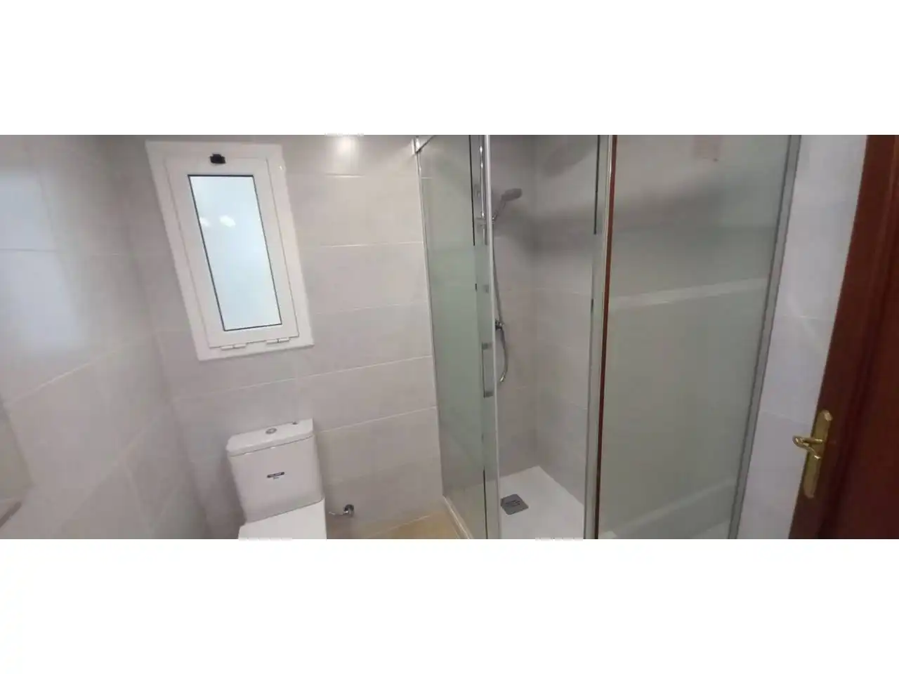 Bathroom of Flat for sale in Les Roquetes
