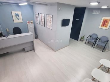 Pis amb ascensor de lloguer a Avenida Alfonso El Sabio 3