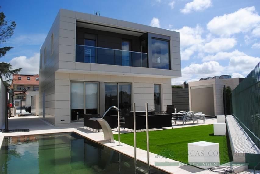 Exterior view of House or chalet for sale in Castell-Platja d'Aro