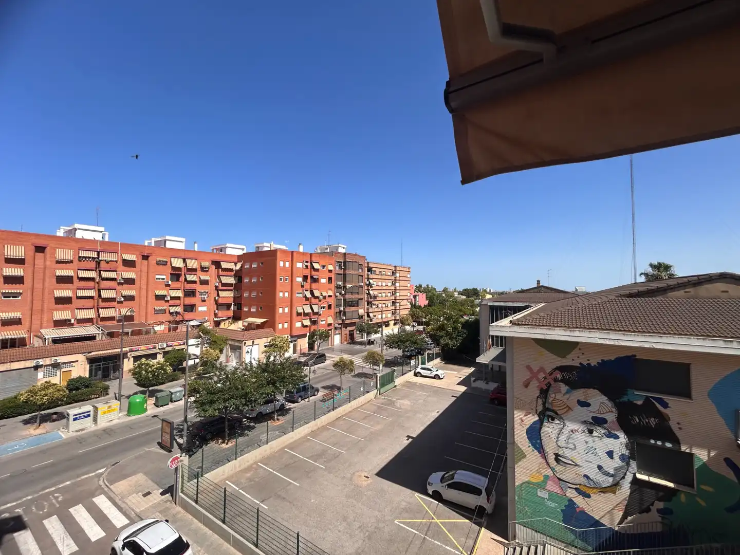 Vista exterior de Pis en venda en Xirivella amb Aire condicionat