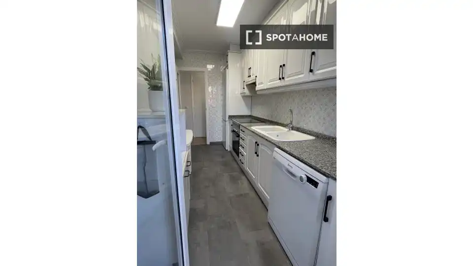 Room in Benimàmet