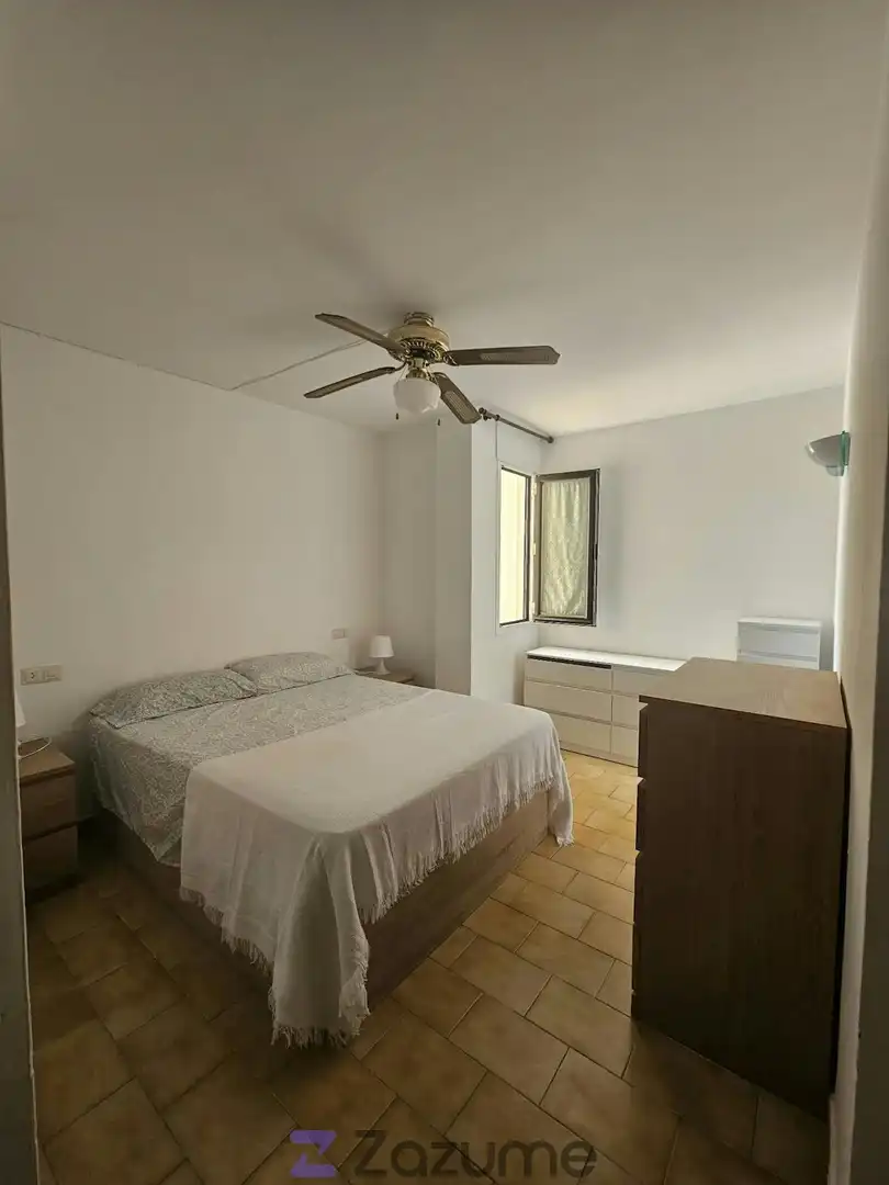 Habitación de Piso de alquiler en Calvià con Aire acondicionado, Calefacción y Terraza