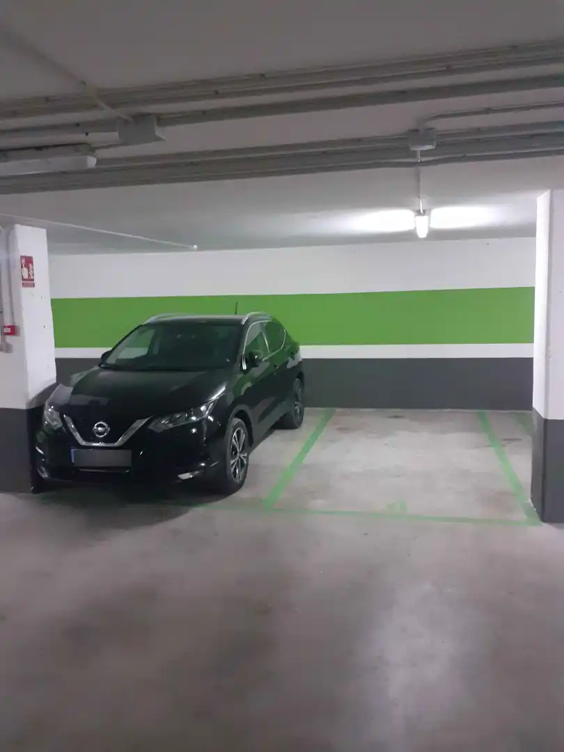 Parkplatz von Garage zum Verkauf in Valencia