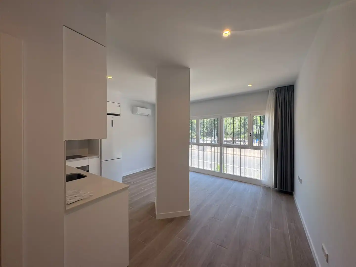 Appartamento con terrazza in affitto a Calle San Serapio, imagen 5