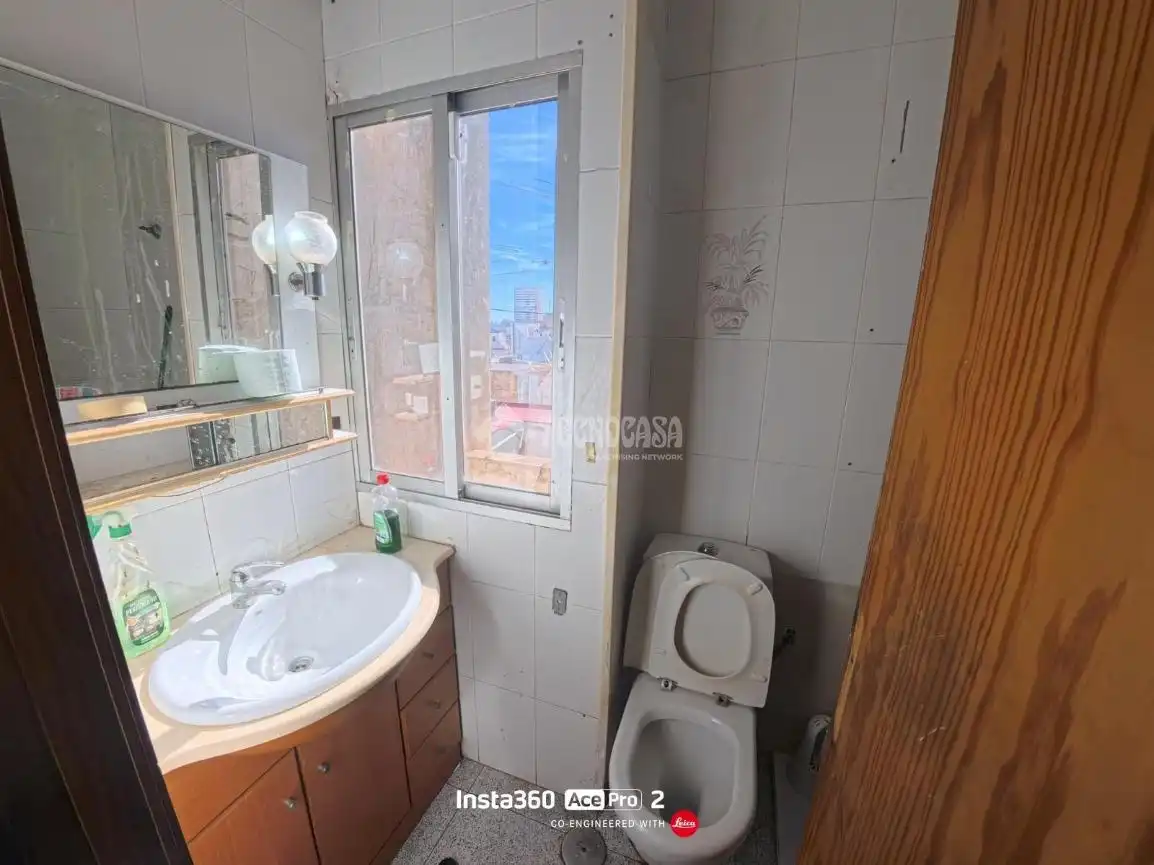 Baño de Piso en venta en Alicante / Alacant