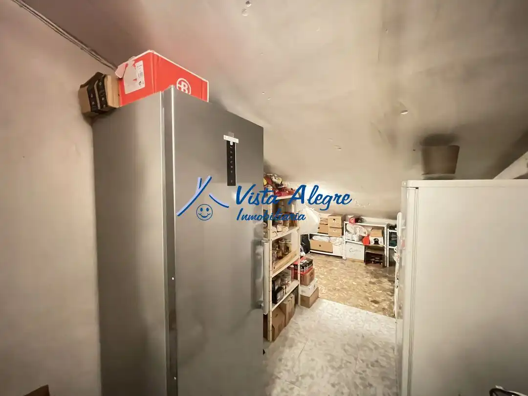 Piso en venta en Haro con Calefacción, Parquet y Terraza