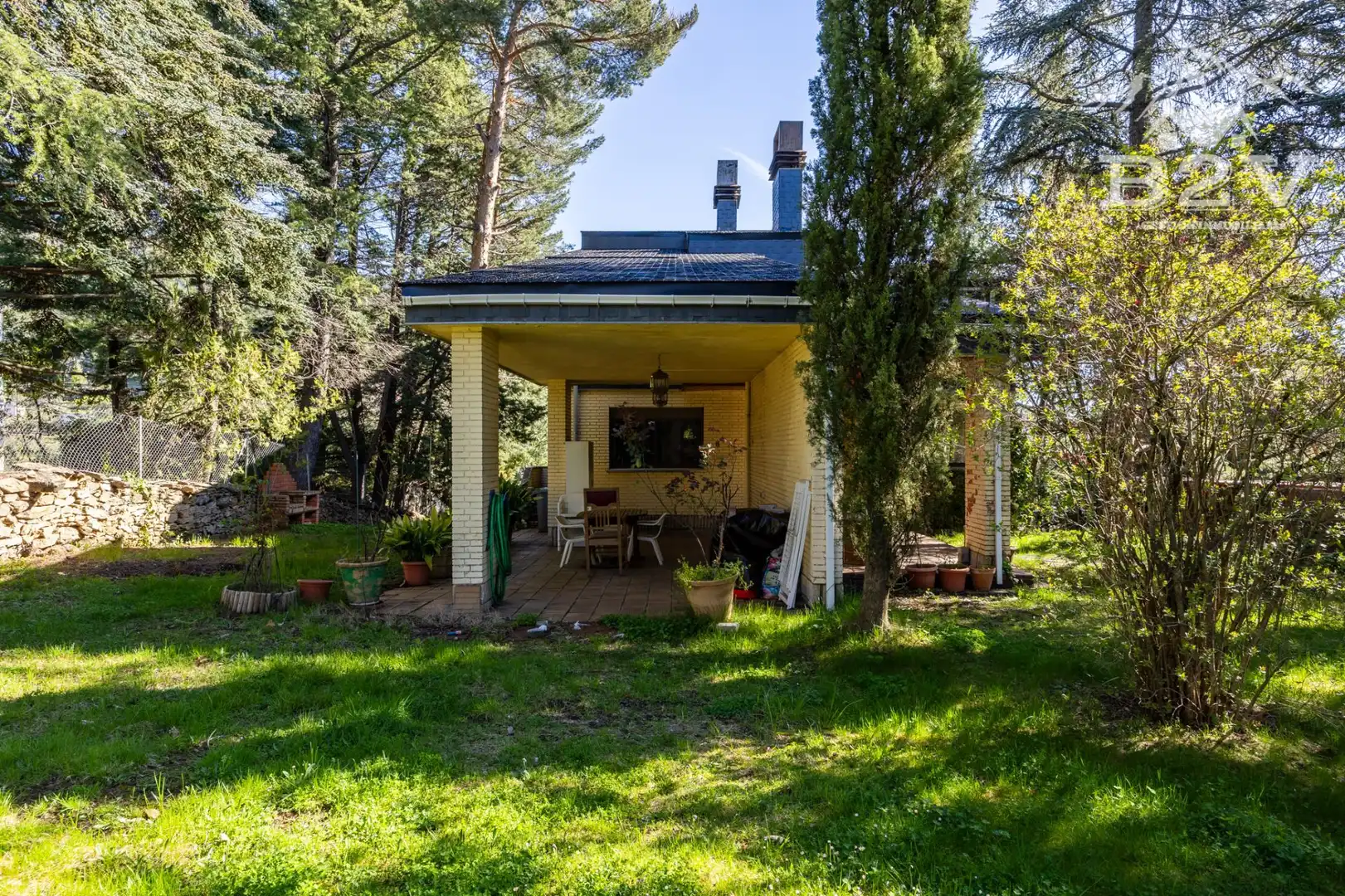 Jardí de Casa o xalet en venda en Miraflores de la Sierra amb Calefacció, Jardí privat i Traster