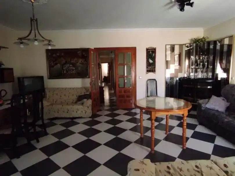 Sala de estar de Piso en venta en Moriles con Aire acondicionado, Trastero y Amueblado