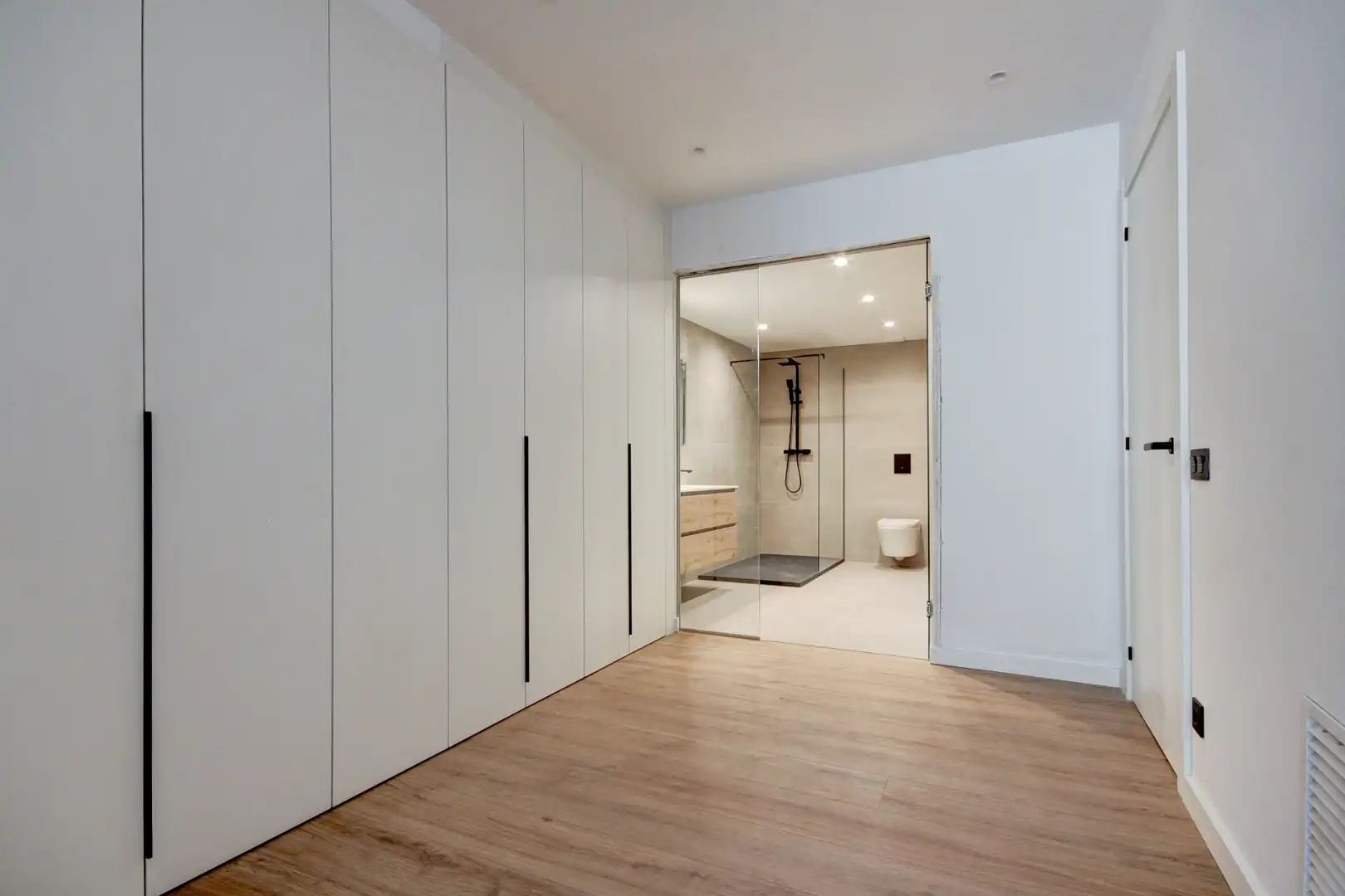 Badezimmer von Wohnung zum Verkauf in Manresa mit Klimaanlage, Heizung und Parkett