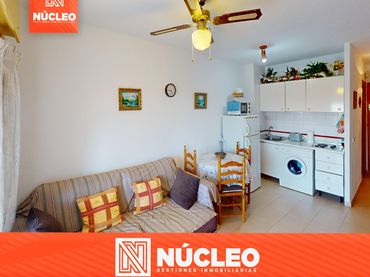 Flat with pool for sale in Calle Helena