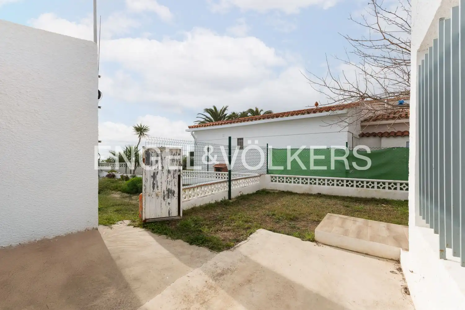 Vista exterior de Casa o xalet en venda en Vinaròs amb Calefacció