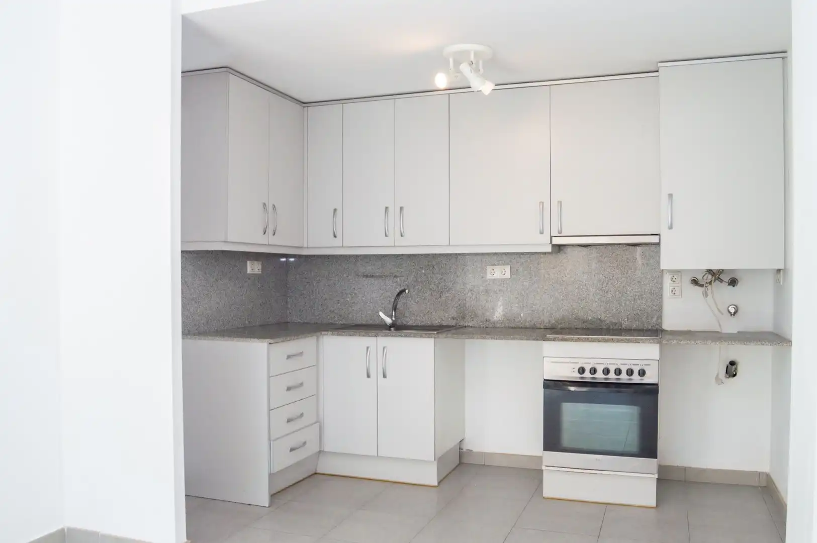 Cocina de Piso en venta en Blanes con Calefacción y Terraza