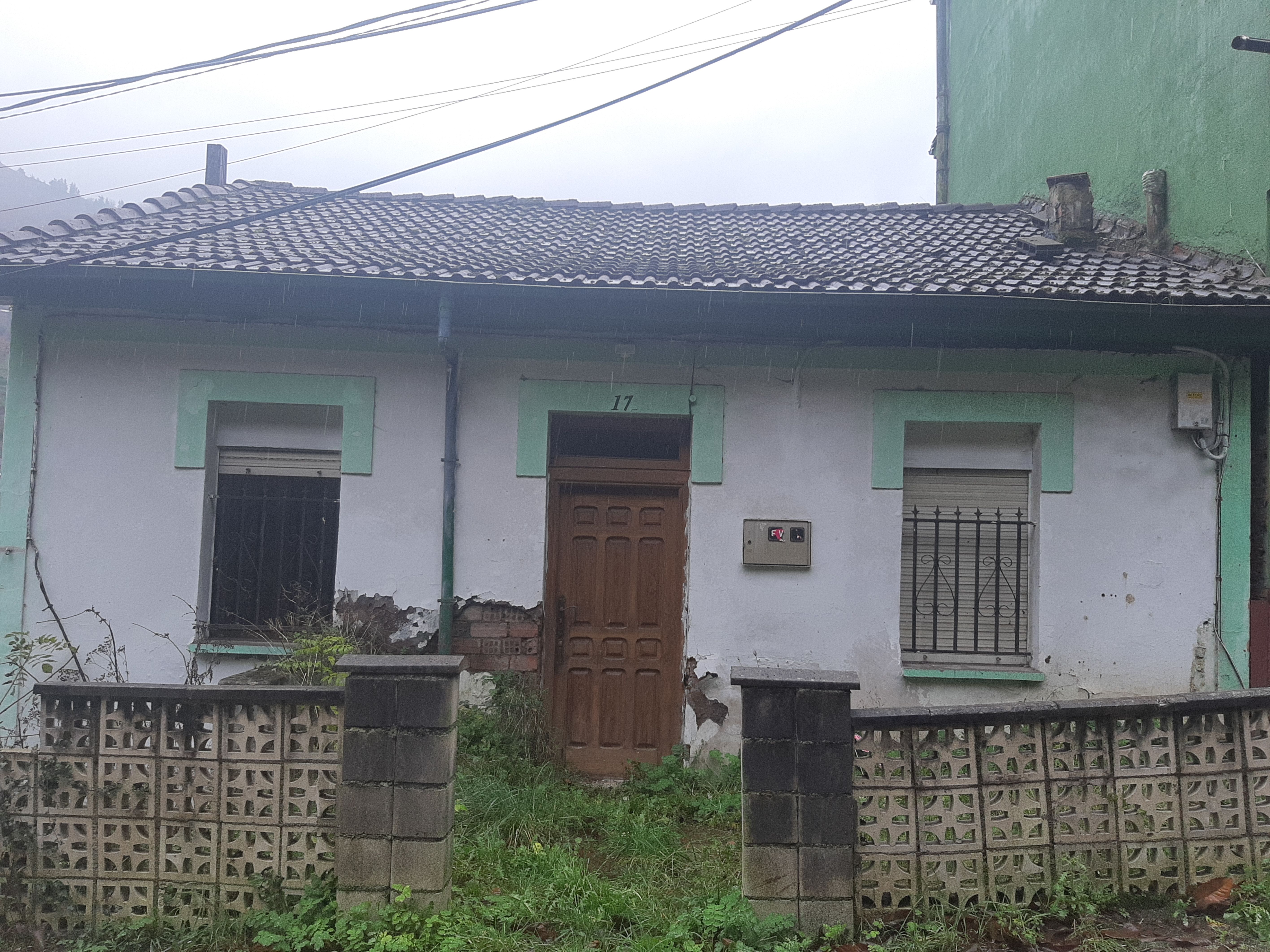 Exterior view of Single-family semi-detached for sale in Aller