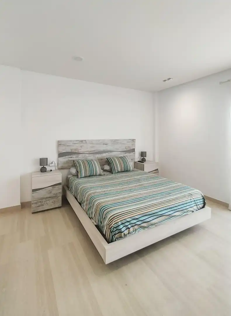 Casa adosada en venta en Alquenència - Venècia