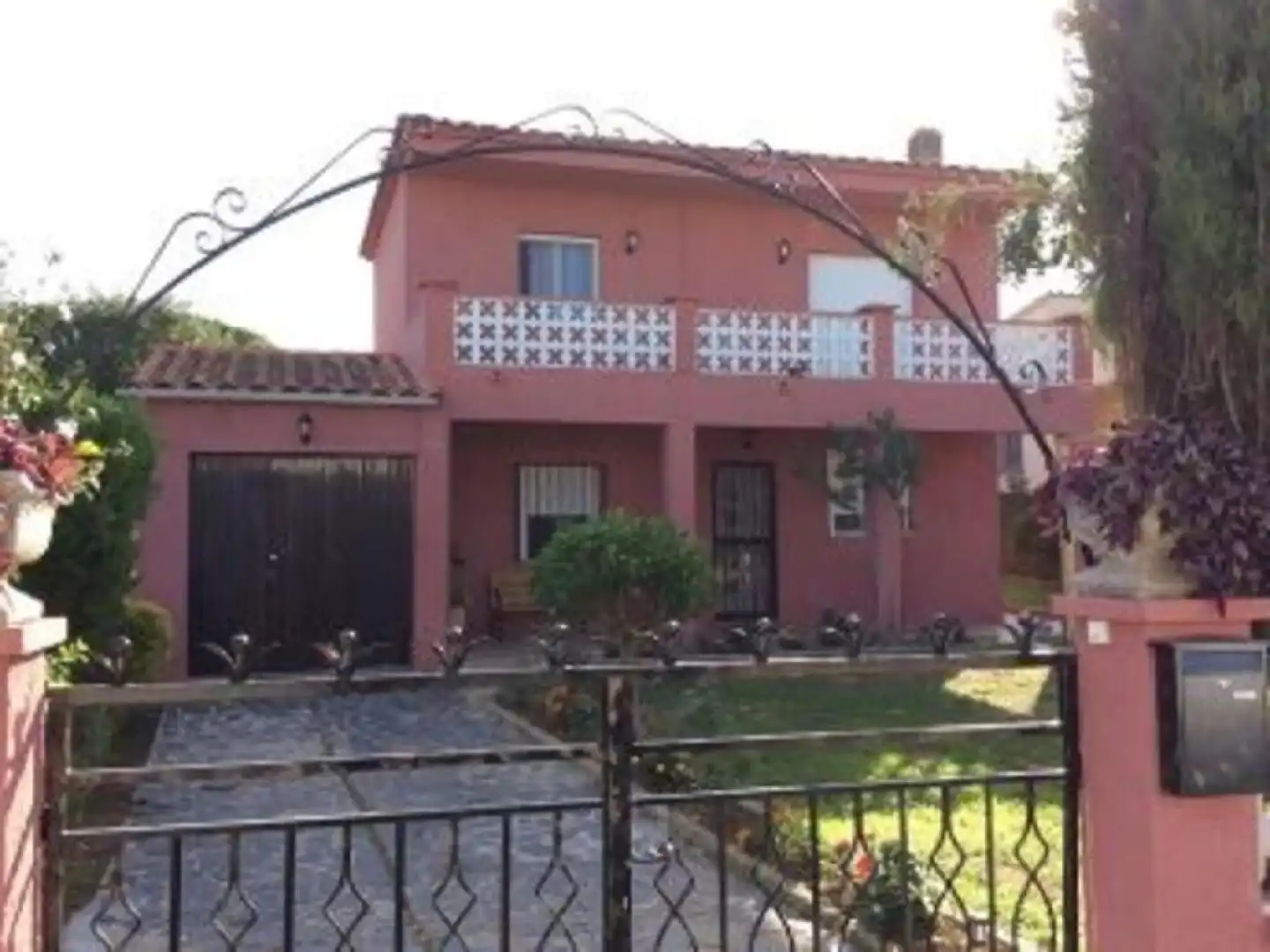 Vista exterior de Casa o chalet en venta en Llagostera con Jardín privado y Piscina comunitaria