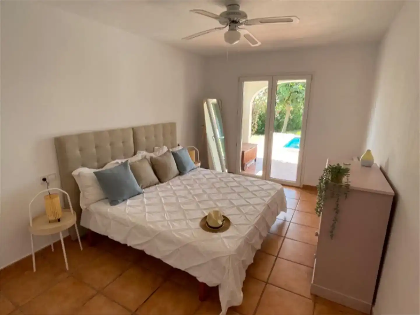 Habitación de Casa o chalet en venta en Sant Lluís con Piscina