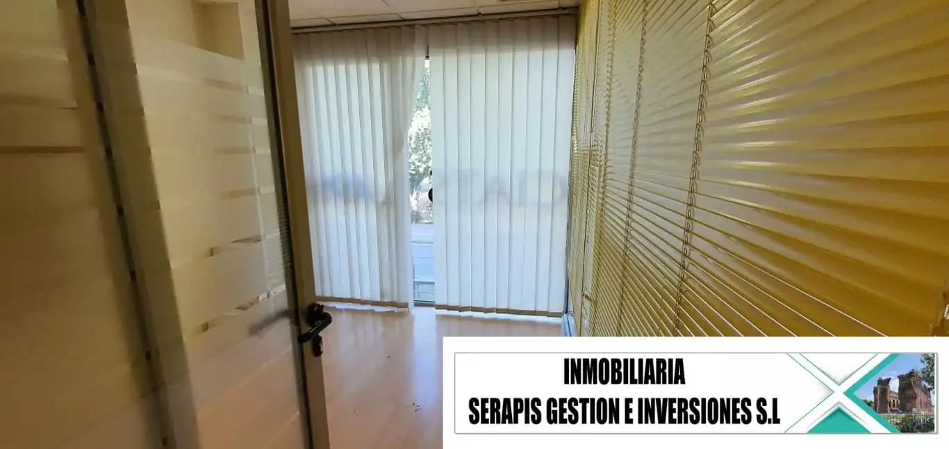 Commercial properties for sale in Mollet del Vallès  with Air Conditioner and Parquet flooring