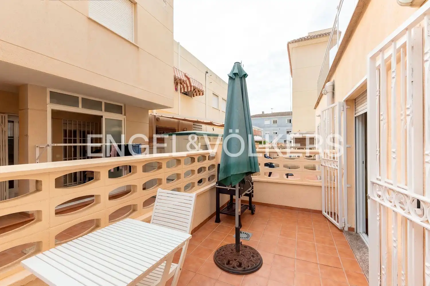 Terrassa de Casa adosada en venda en Miramar amb Aire condicionat, Calefacció i Terrassa