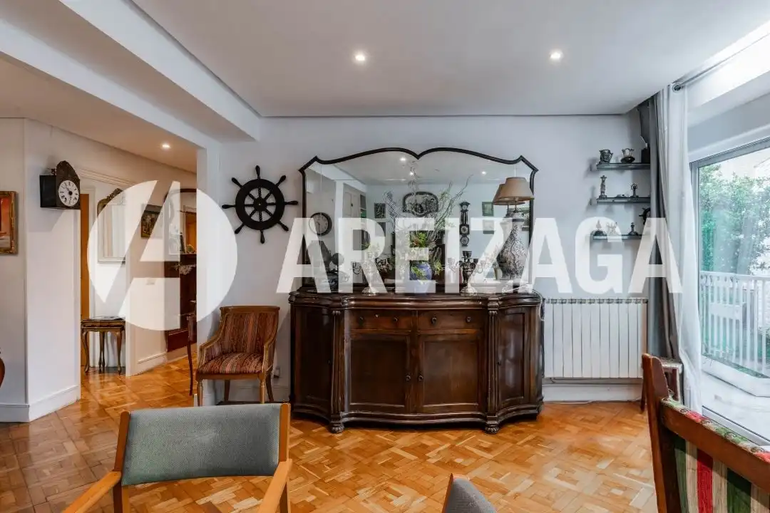Wohnzimmer von Wohnung zum Verkauf in Donostia - San Sebastián  mit Heizung, Terrasse und Möbliert