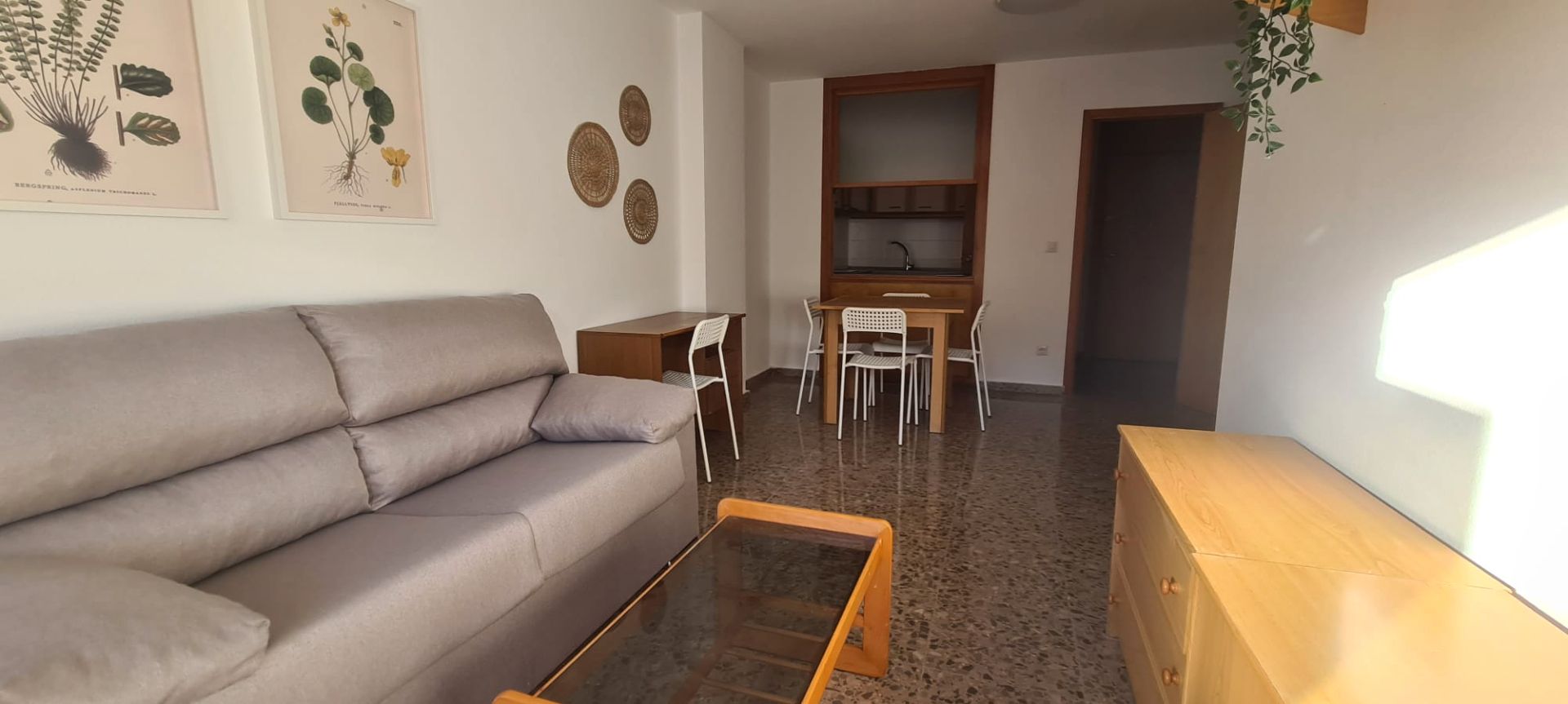 Living room of Apartment to rent in  Albacete Capital  with Heating, Terrace and Furnished