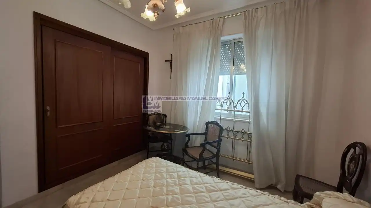 Habitación de Piso en venta en Cáceres con Calefacción y Terraza