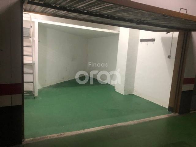 Garaje en Venta en Mamariga