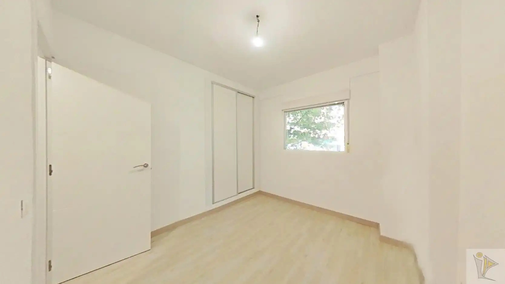 Flat for sale in CL BELZUNEGUI , Puerta Bonita