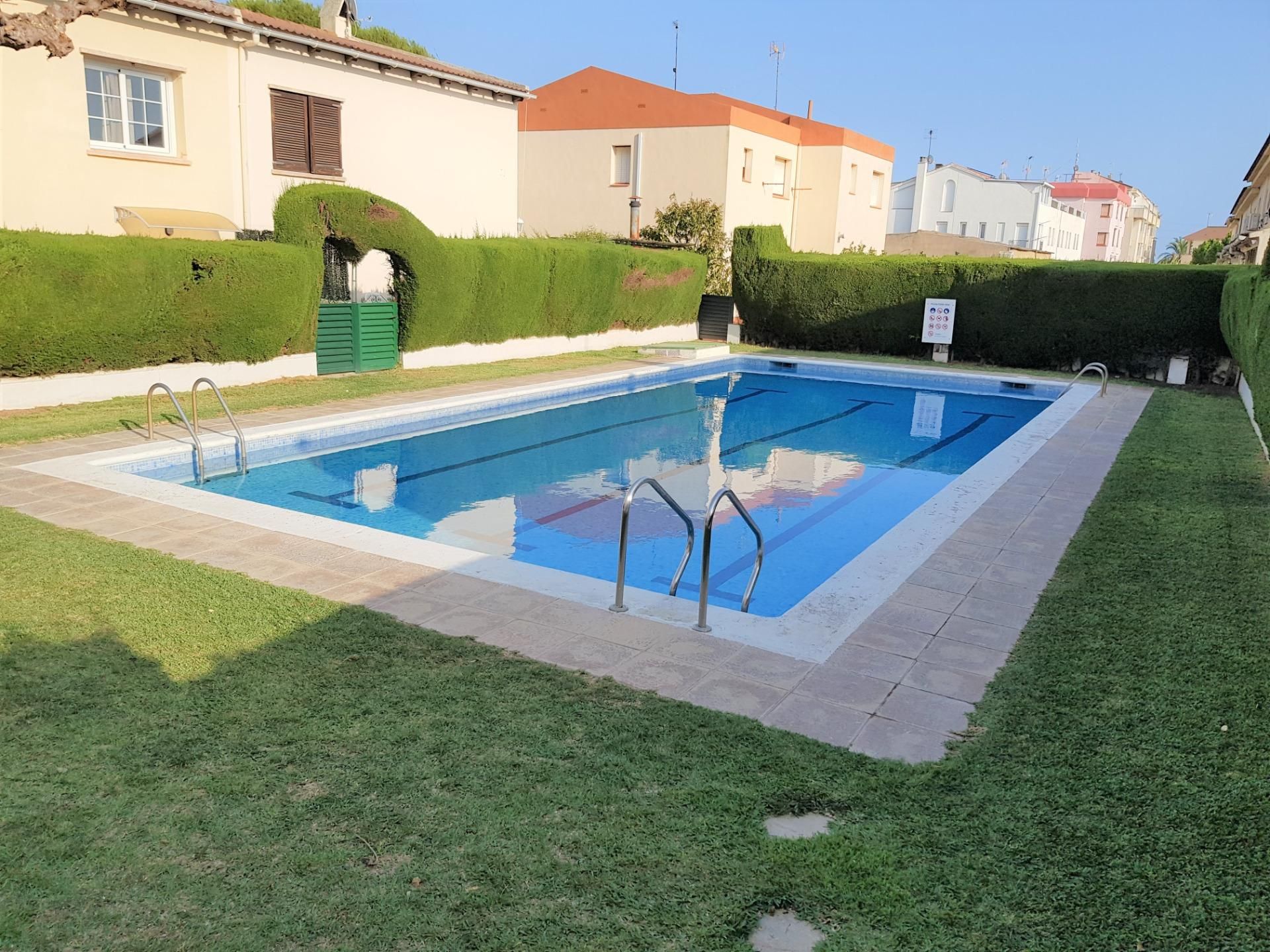 Piscina de Dúplex en venda en Torredembarra amb Jardí privat, Terrassa i Traster