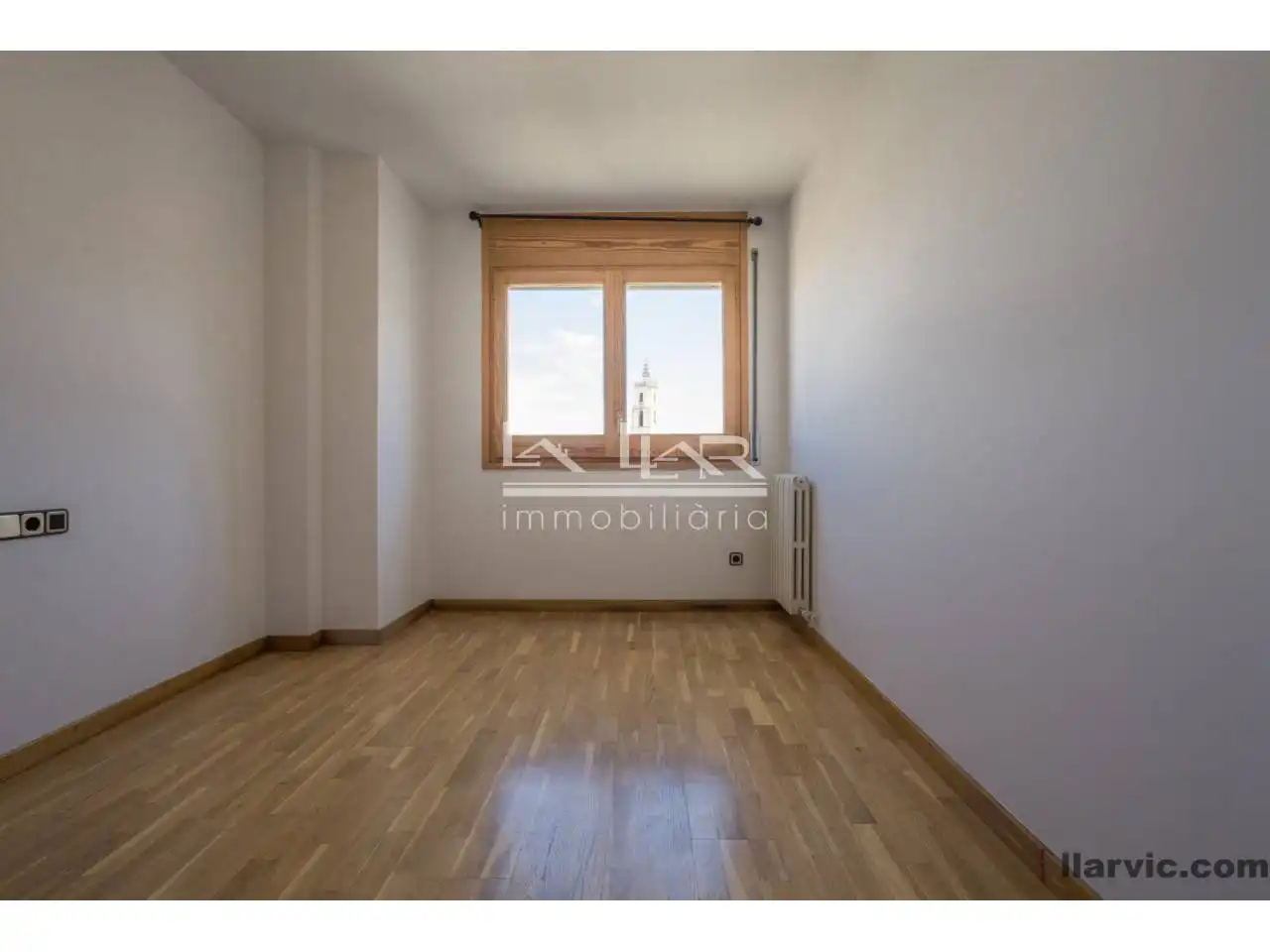 Schlafzimmer von Maisonette zur Miete in Vic mit Heizung, Parkett und Terrasse
