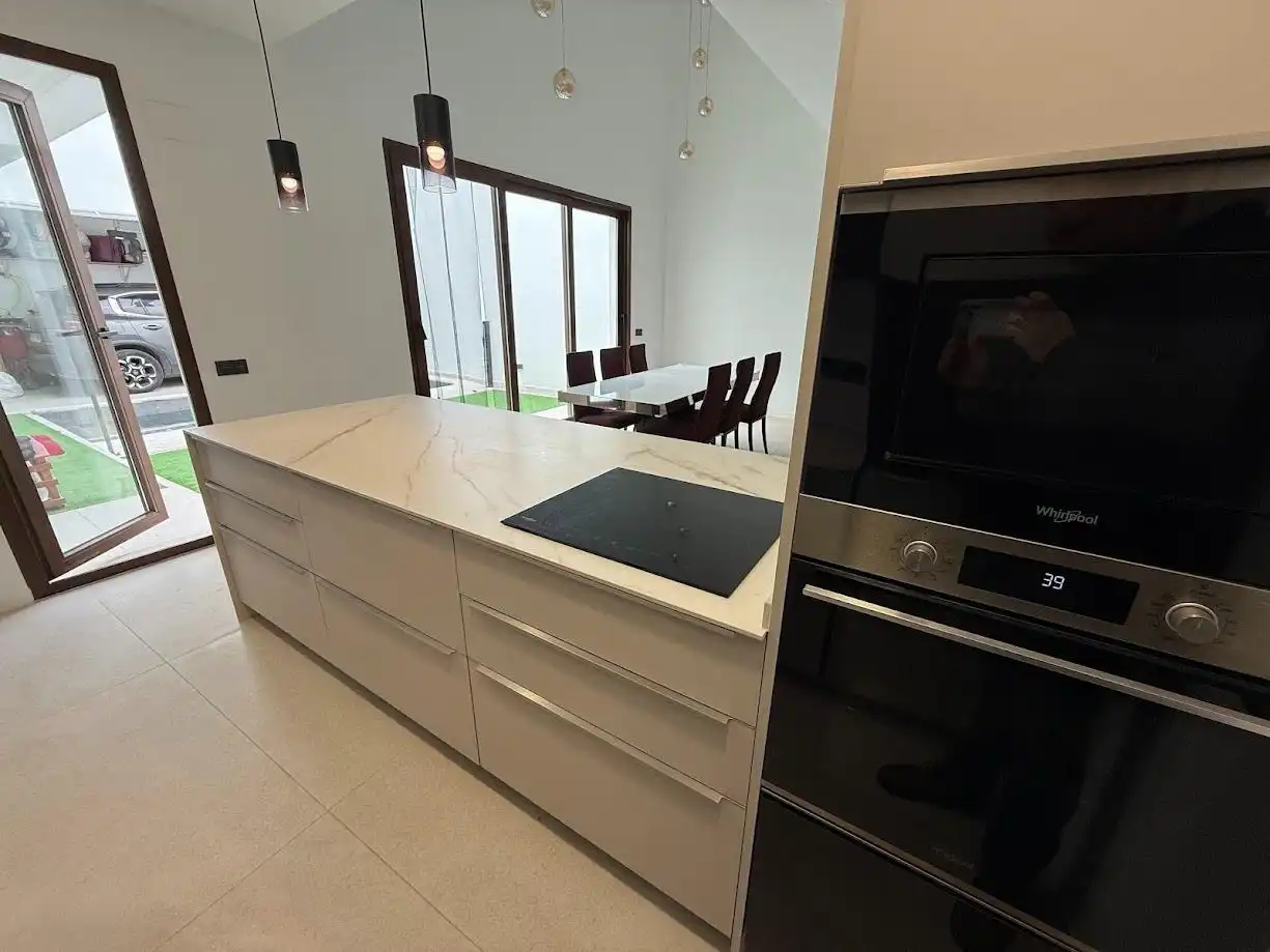 Cocina de Casa o chalet en venta en Torrent con Aire acondicionado, Calefacción y Terraza