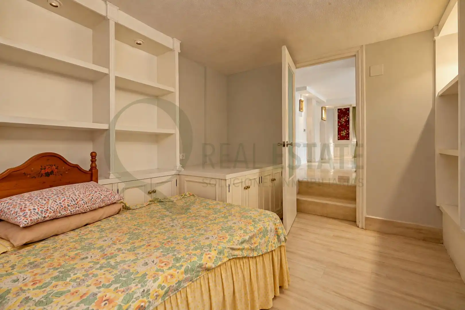 Schlafzimmer von Haus oder Chalet zum Verkauf in Alicante / Alacant mit Klimaanlage, Heizung und Privatgarten