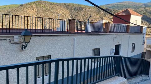 Foto 3 de Casa adosada en venda a Calle Águila Baja, Abrucena, Almería