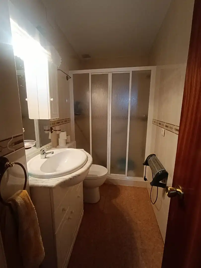 Bathroom of Houses for sale in Gata, Cáceres