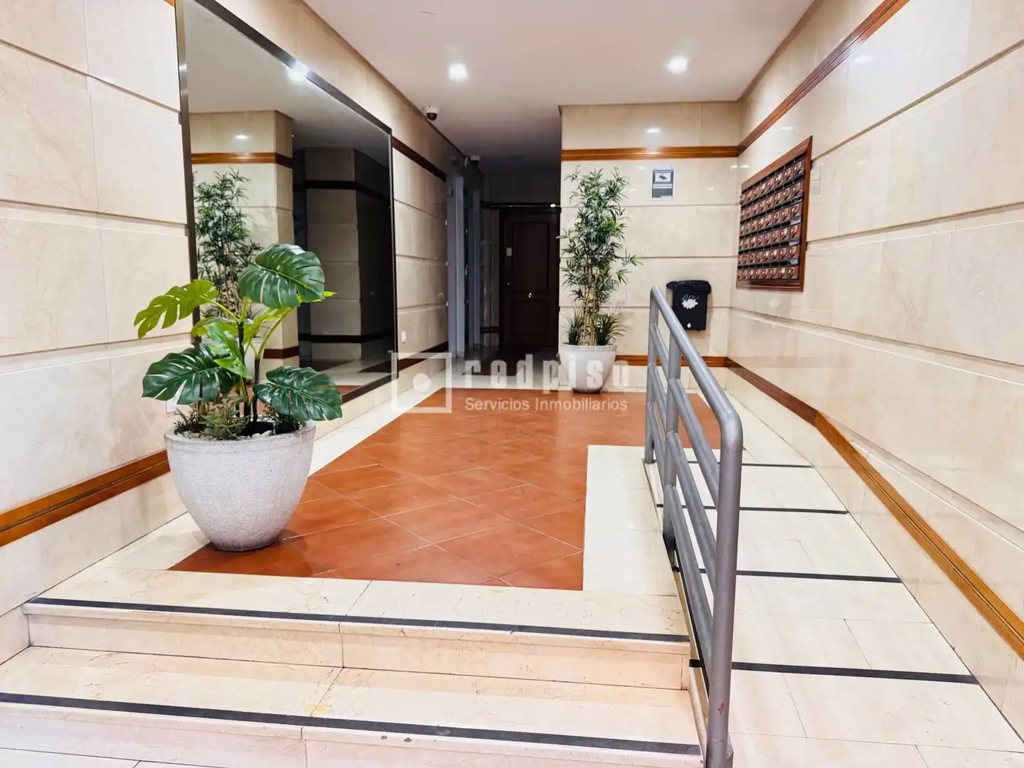 Piso en venta en Fuenlabrada con Aire acondicionado, Calefacción y Jardín privado