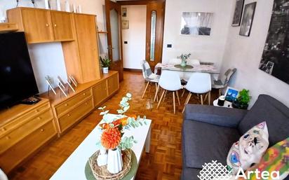 Living room of Flat for sale in Bilbao   with Heating, Private garden and Terrace