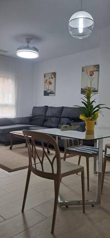 Piso en Alquiler en Campoamor