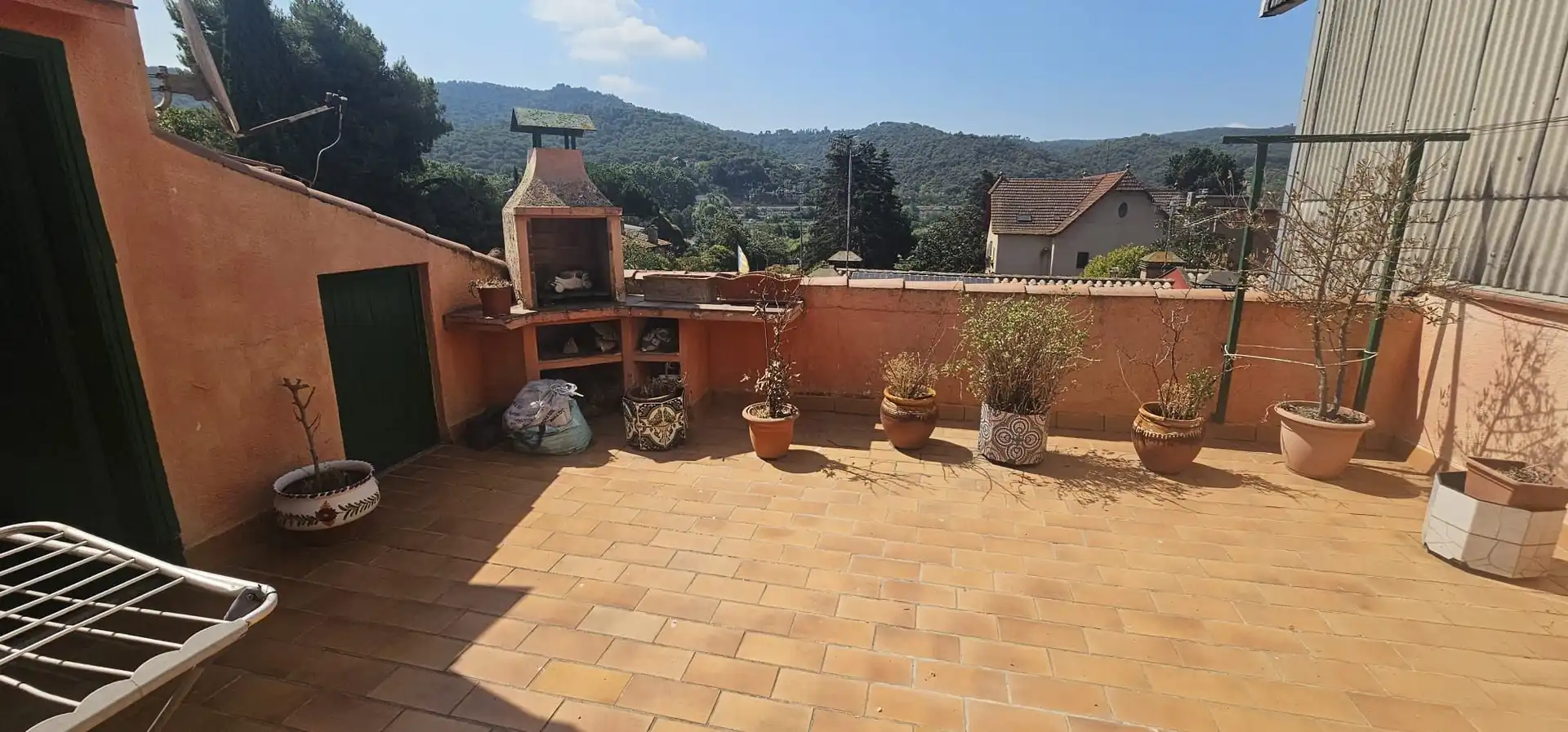 Terrassa de Pis en venda en Llinars del Vallès amb Terrassa, Moblat i Balcó
