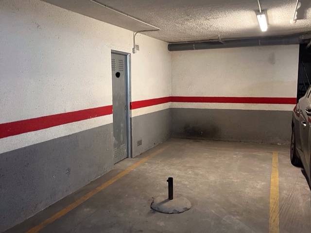 Garaje en Alquiler en Carrer Divina Aurora, 12 en Tavernes de la Valldigna