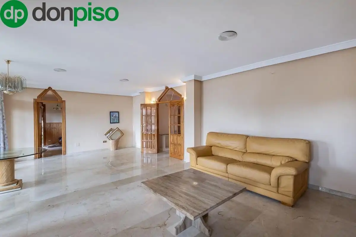 Casa con terrazza in vendita a Calle ARCES UR.MONTELUZ, imagen 10