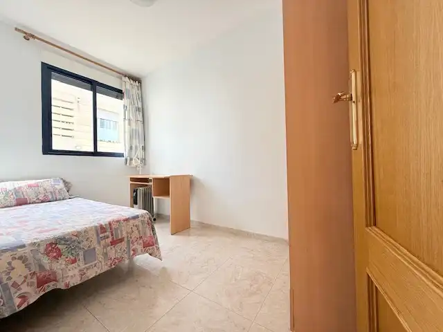 Habitación de Piso en venta en Castellón de la Plana / Castelló de la Plana con Aire acondicionado
