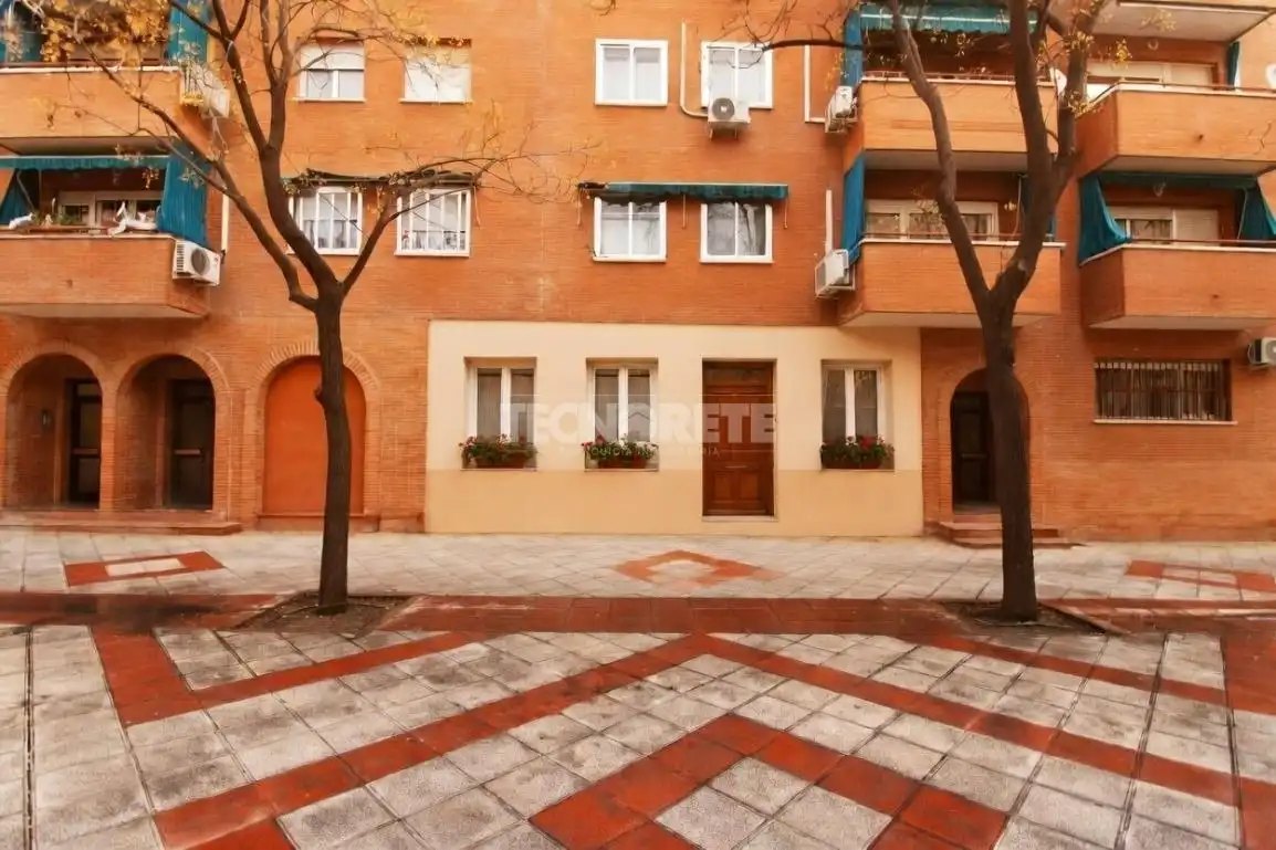 Gewerbefläche zum Verkauf in Paseo Río Gudiela, imagen 3