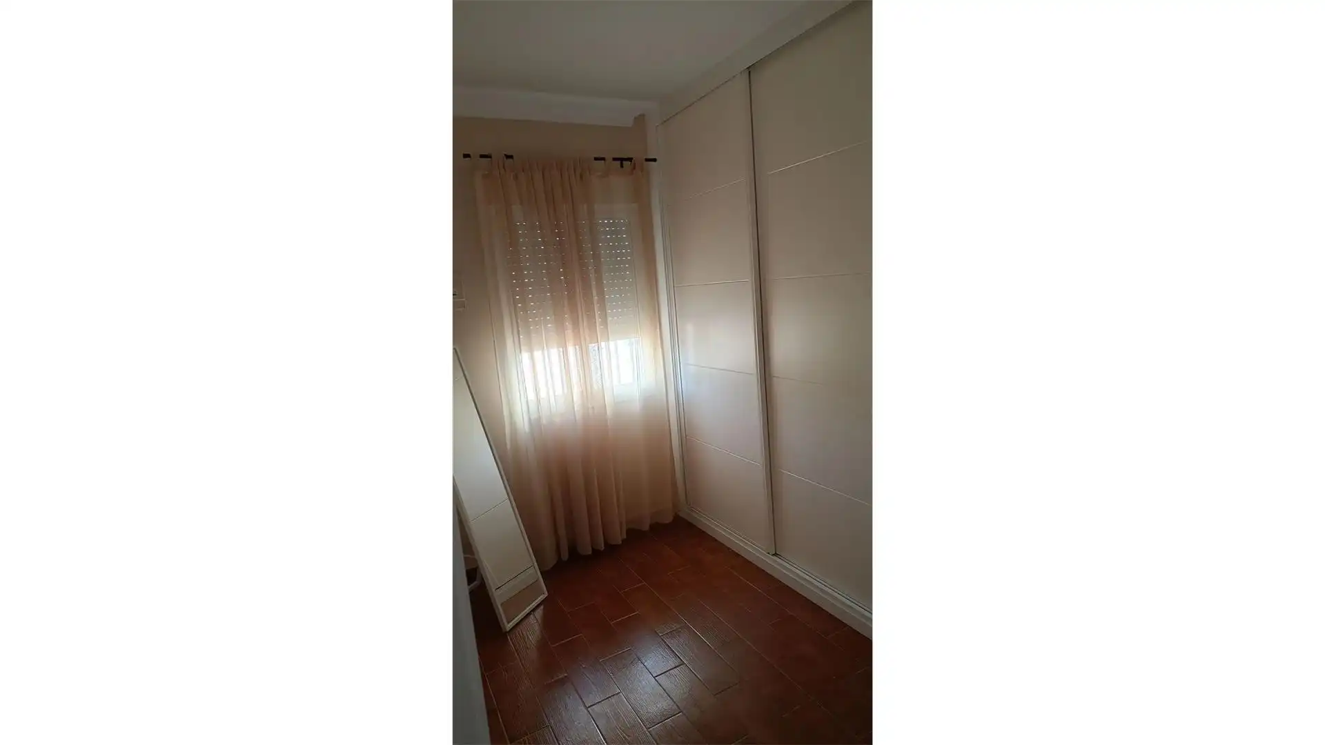 Dormitori de Casa o xalet en venda en El Puerto de Santa María amb Aire condicionat, Jardí privat i Traster