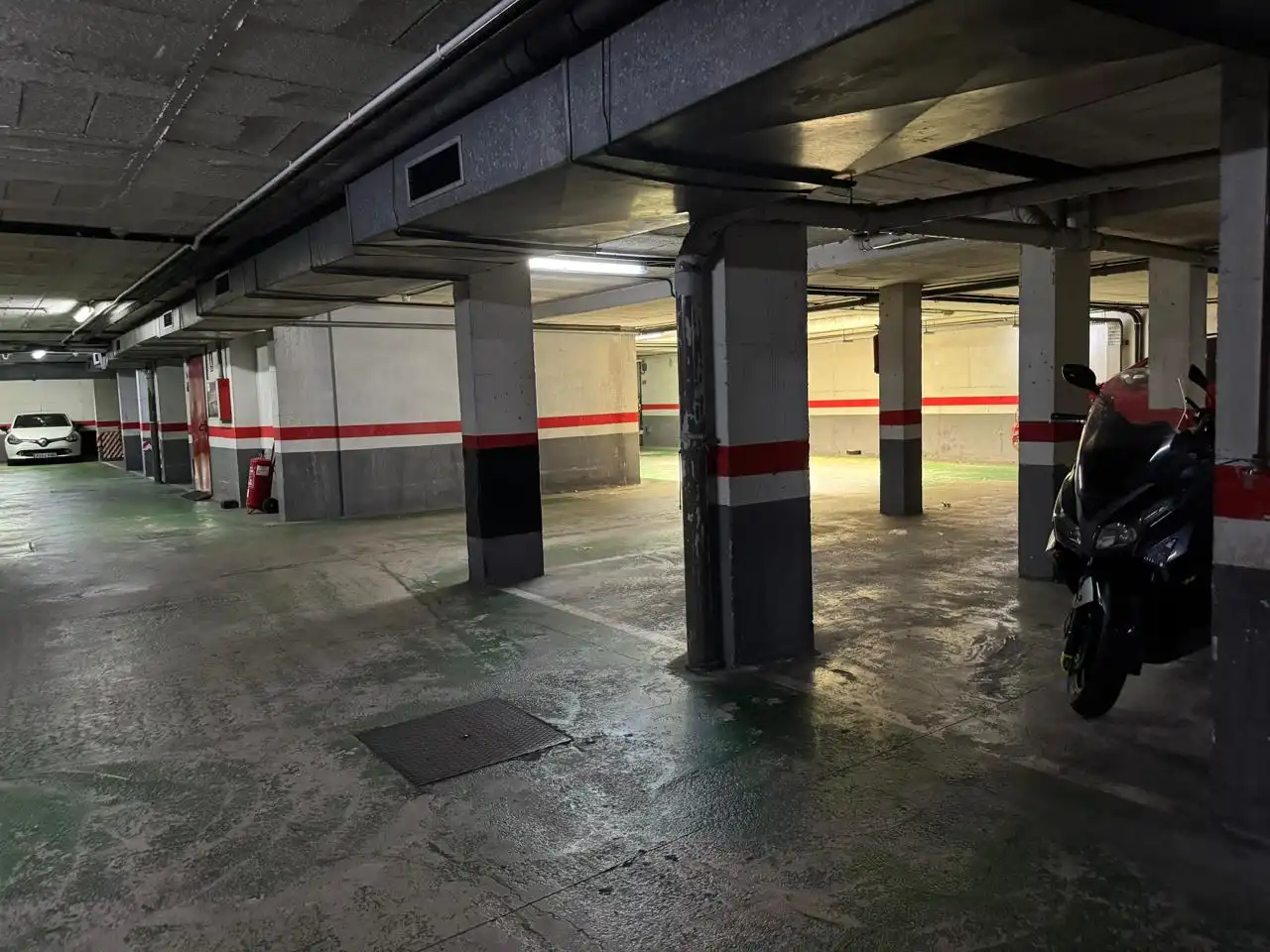 Parkplatz zum Verkauf in Carrer Apenins, imagen 5