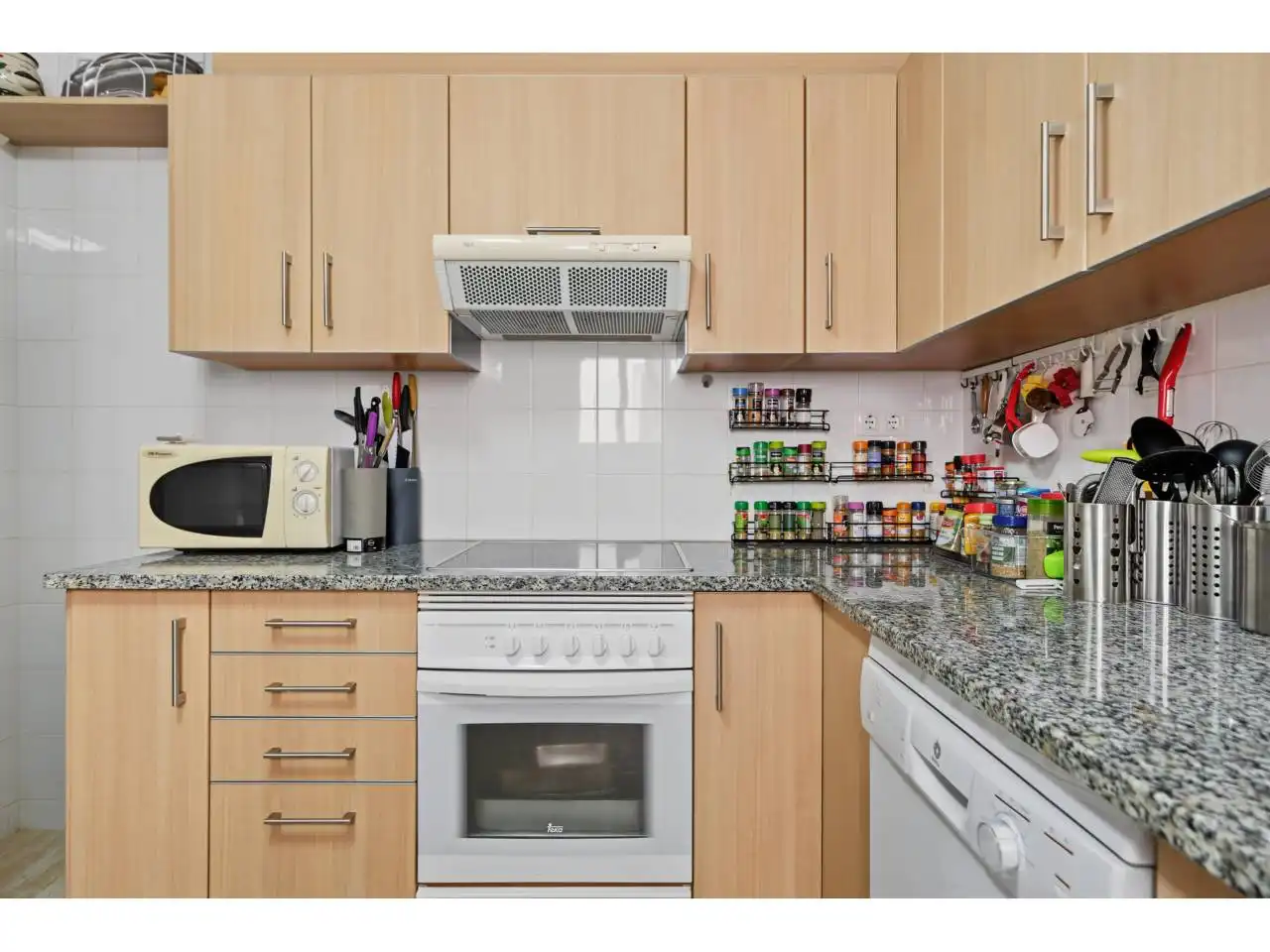Cocina de Piso en venta en Maçanet de Cabrenys con Calefacción, Terraza y Balcón