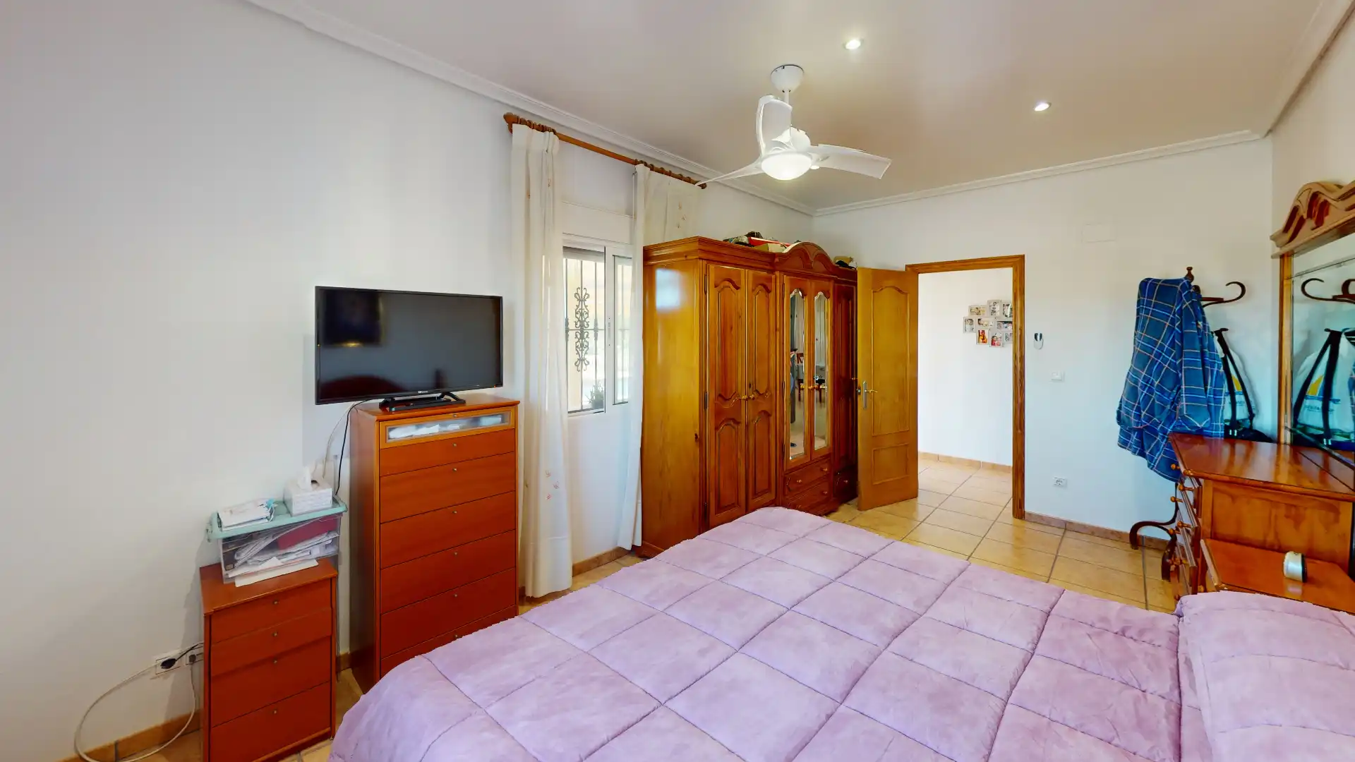 Dormitori de Casa o xalet en venda en Elche / Elx amb Aire condicionat, Jardí privat i Terrassa