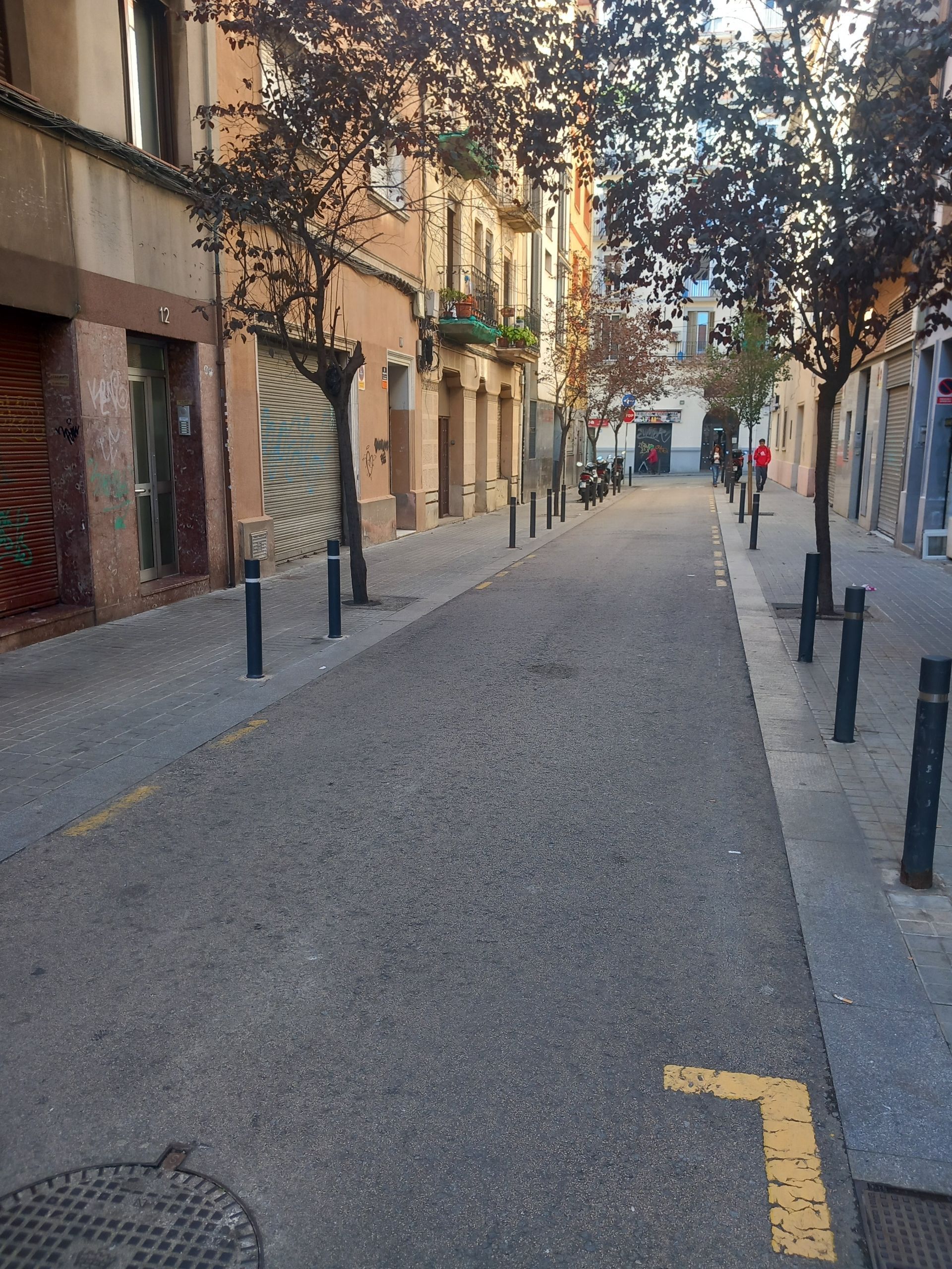 Vista exterior de Local en venda en L'Hospitalet de Llobregat