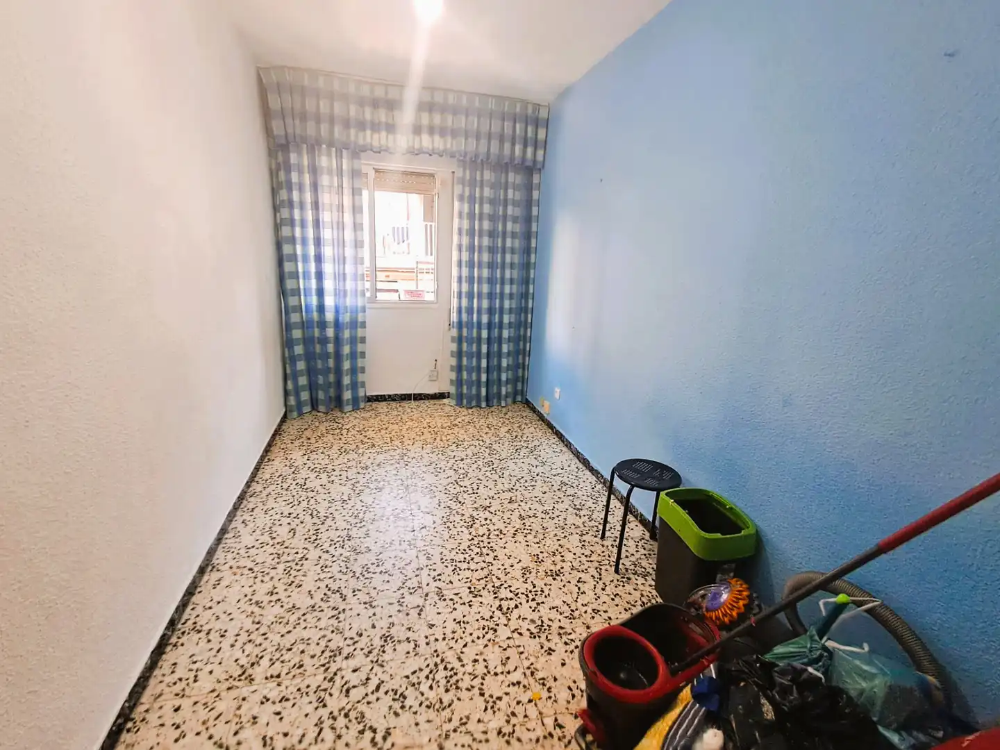 Habitación de Piso en venta en Madrid con Calefacción, Terraza y Alarma