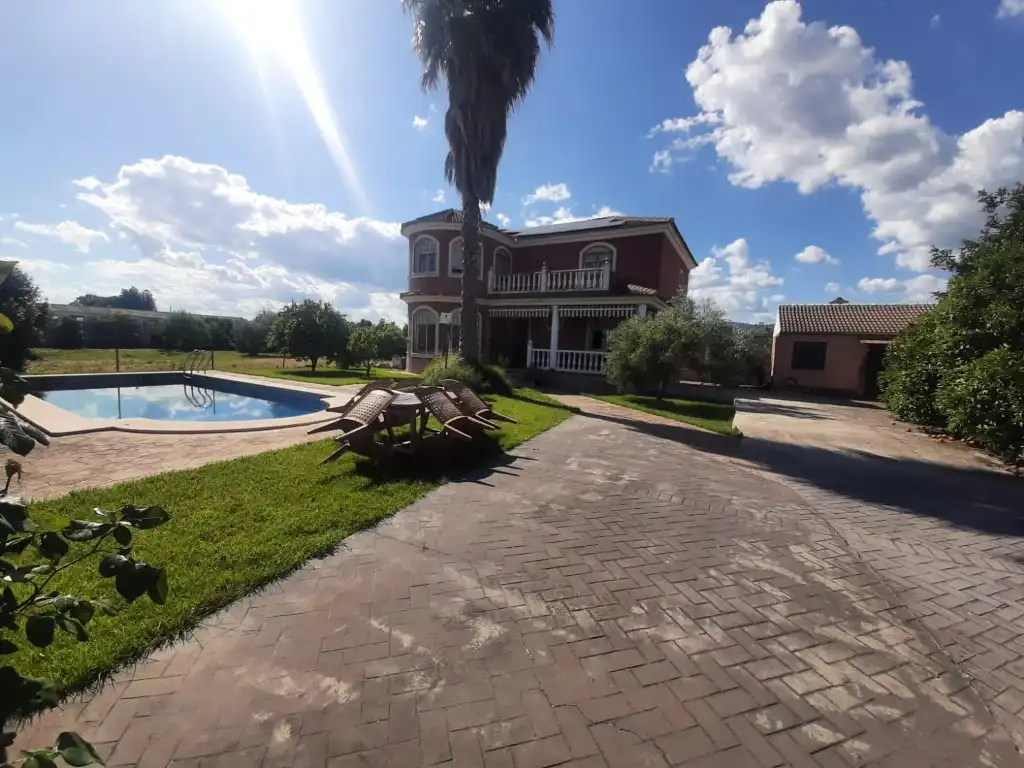 Piscina de Casa o chalet en venta en Córdoba con Terraza y Piscina